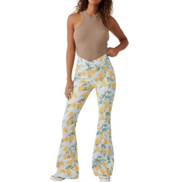 Free People Pants - Free People Venice Beach High Rise Flare Pants Size 26